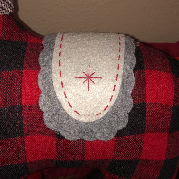 Laying Merry Moose❤️🖤❤️ - Picture 3 of 10